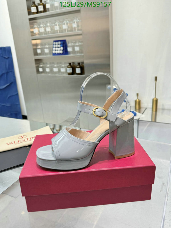 Valentino-Women Shoes Code: MS9157 