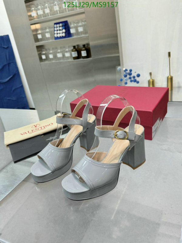 Valentino-Women Shoes Code: MS9157 
